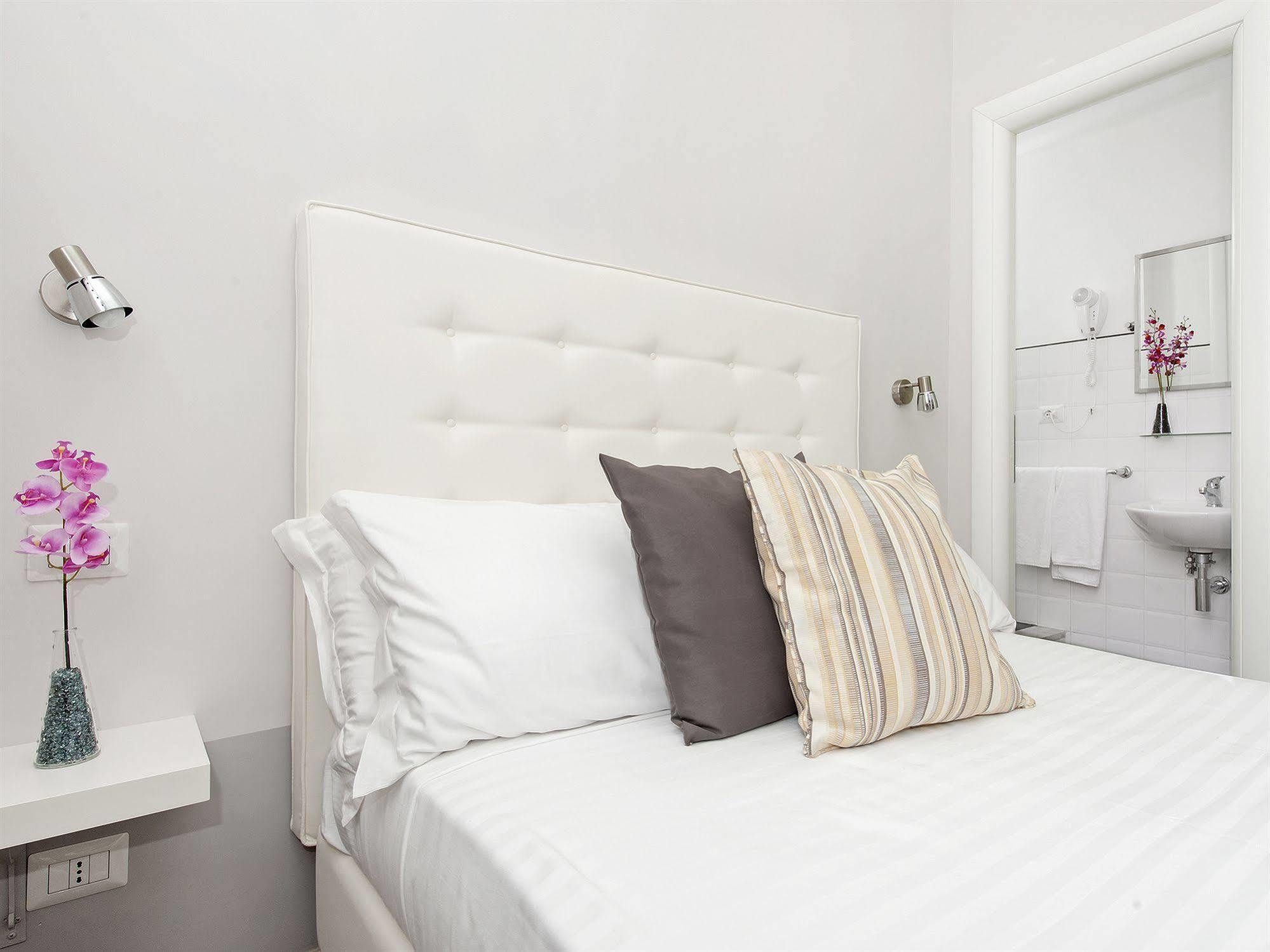 White Rooms Colosseo Roma Ngoại thất bức ảnh