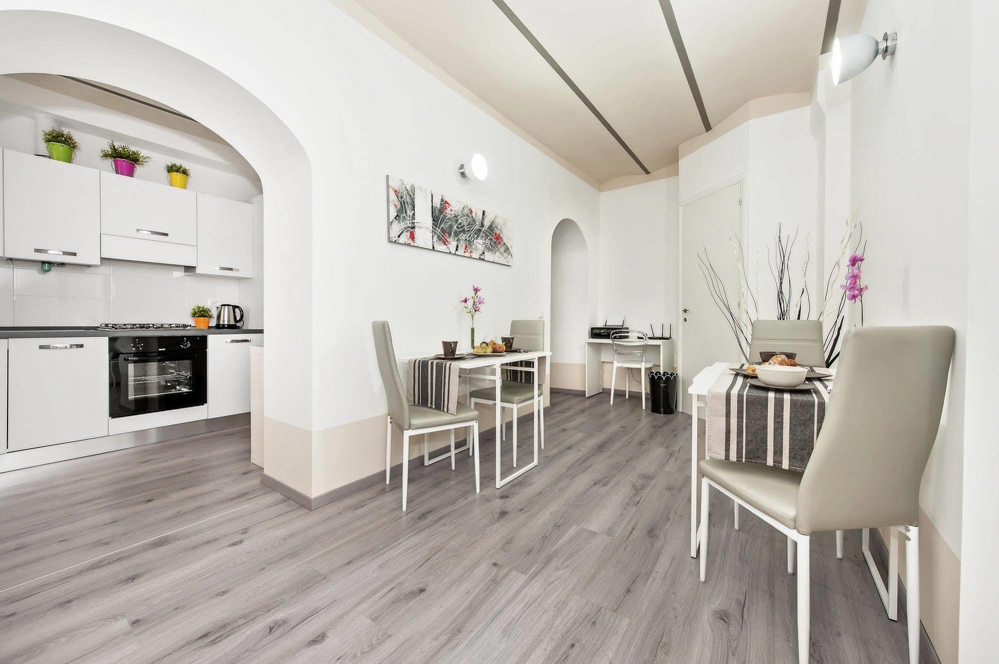White Rooms Colosseo Roma Ngoại thất bức ảnh