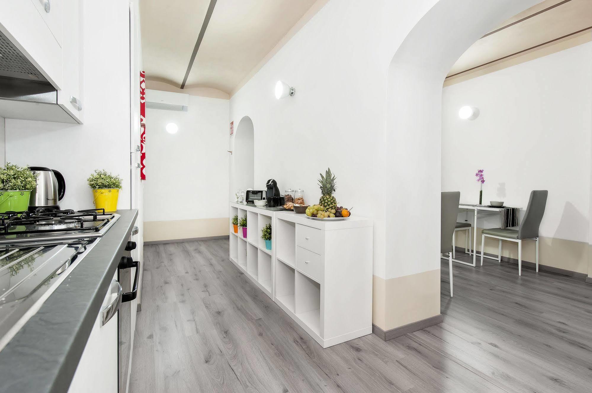 White Rooms Colosseo Roma Ngoại thất bức ảnh